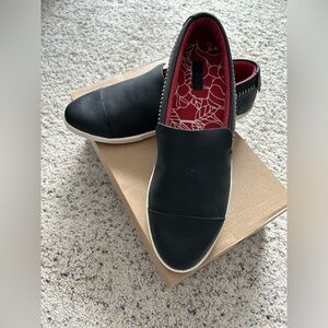 OluKai Black Loafers with Red Patterned Interior